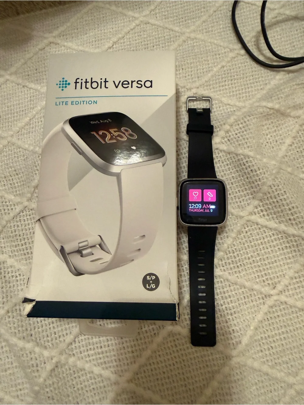 fitbit Versa Lite Edition Black Smartwatch with Square Touchscreen